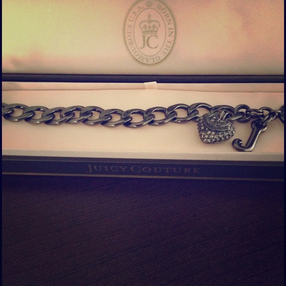 💜HOLD✋💜Juicy couture chain bracelet