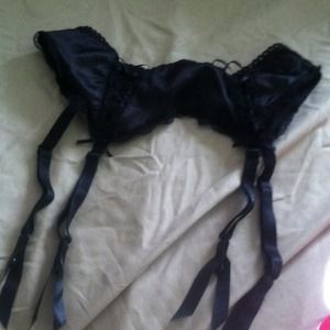 Fredrick's lingerie NWOT & bra