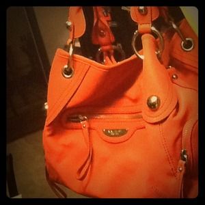 SOLD IN BUNDLE---Nine West handbag