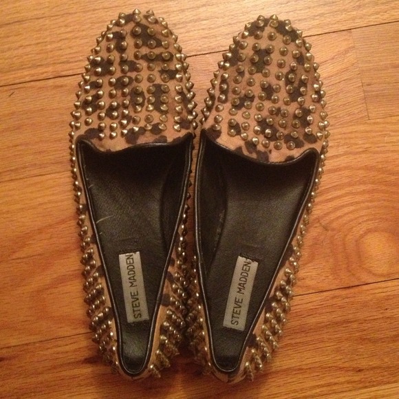 Steve Madden studded flats