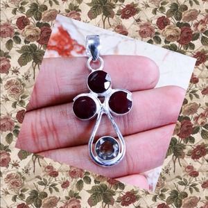 🚫Sold🚫.925 "ruby" pendant- new!!