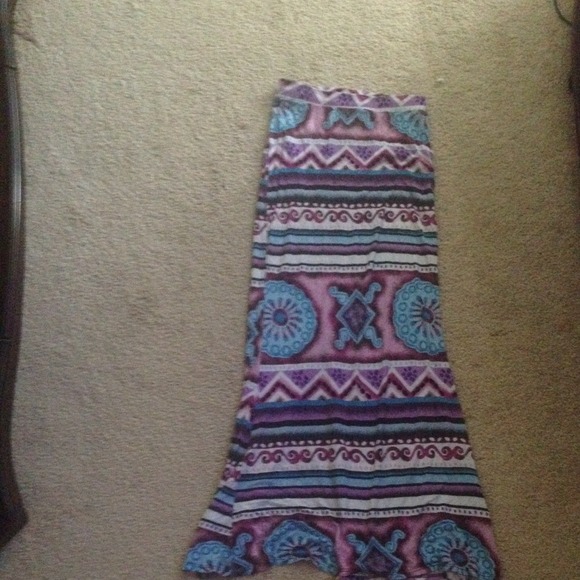 print maxi skirt 🌟 - Picture 2 of 3