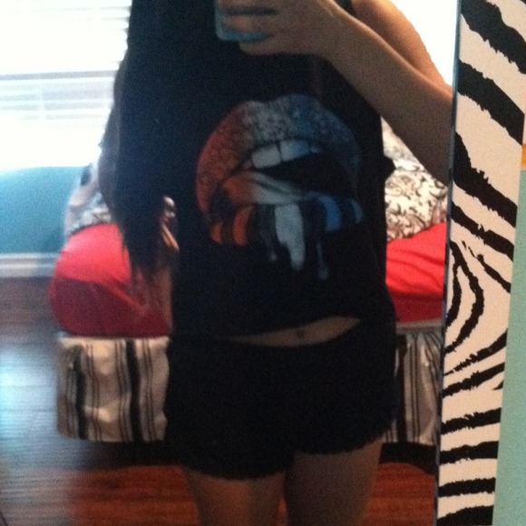 Brandy Melville tongue tank