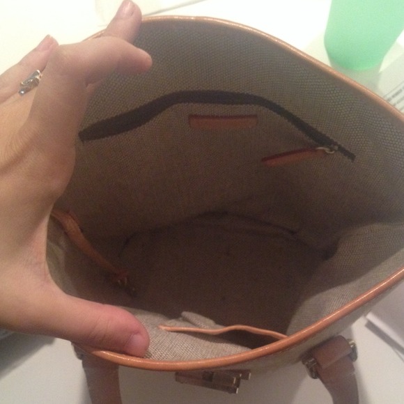 .: 👠REDUCED DOONEY & BOURKE BAG :. - Picture 3 of 4