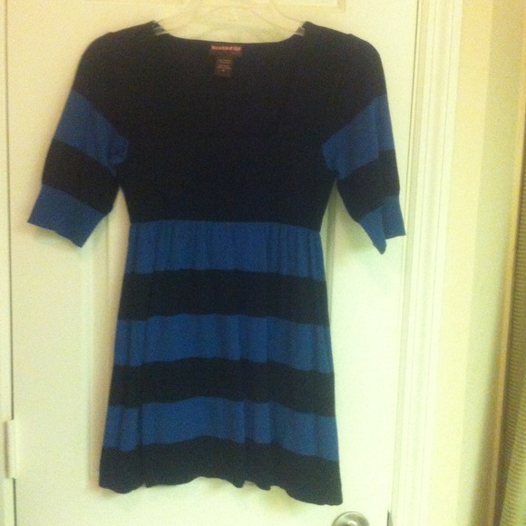 Black and blue striped top.