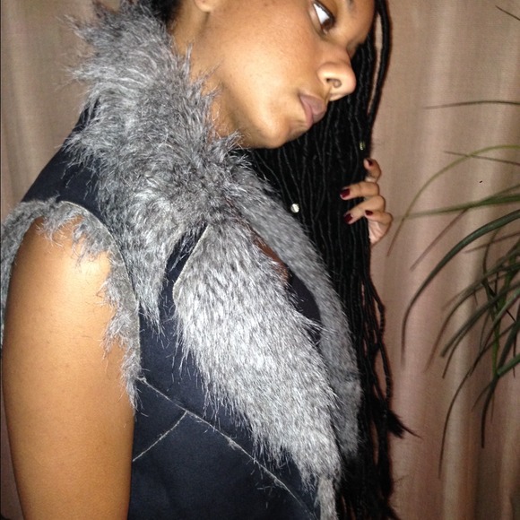 Vegan Fur on Suede Vest - Picture 2 of 4