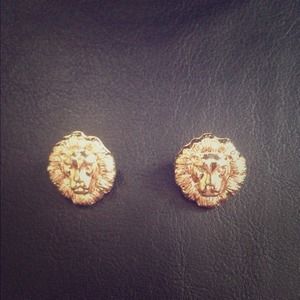 Lion earrings