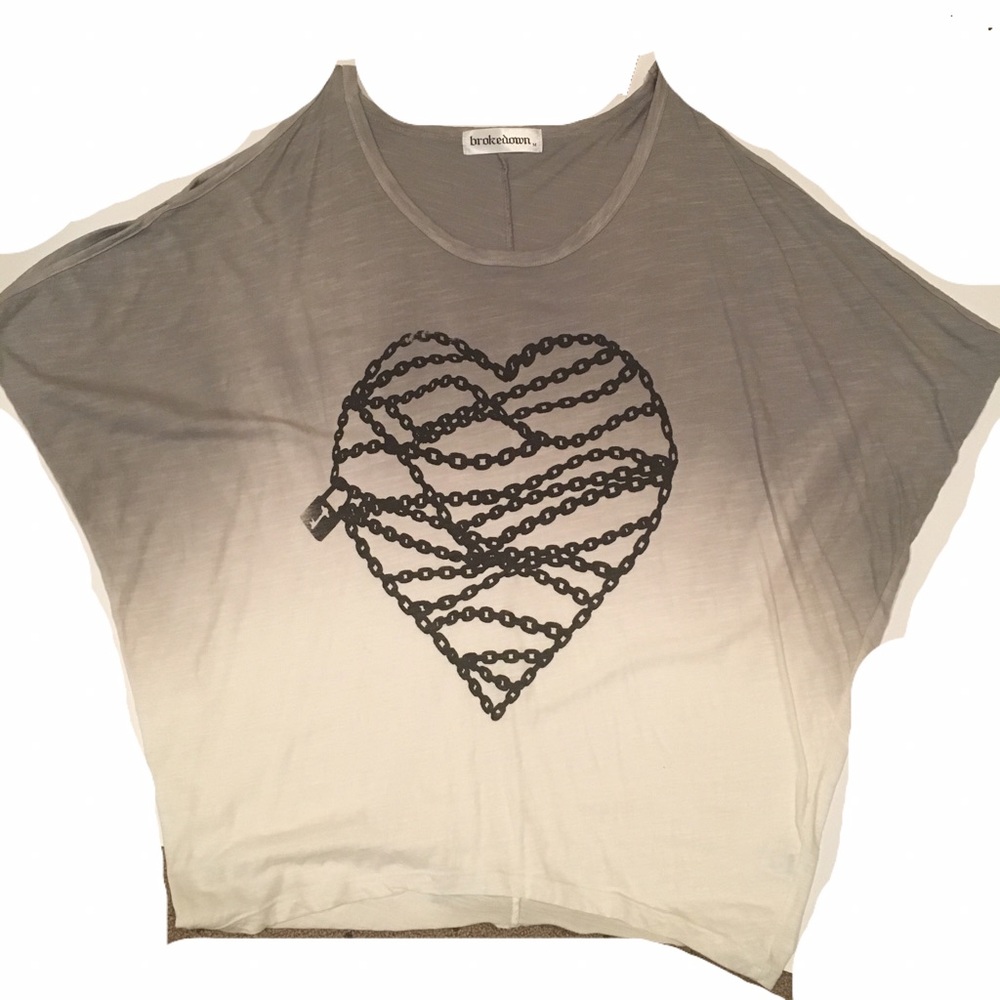 Chain of Love Graphic  Top