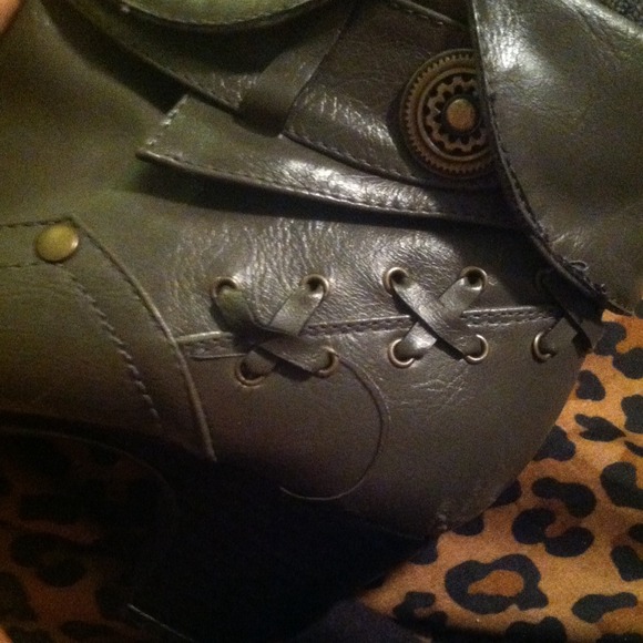 Booties! - Picture 2 of 4
