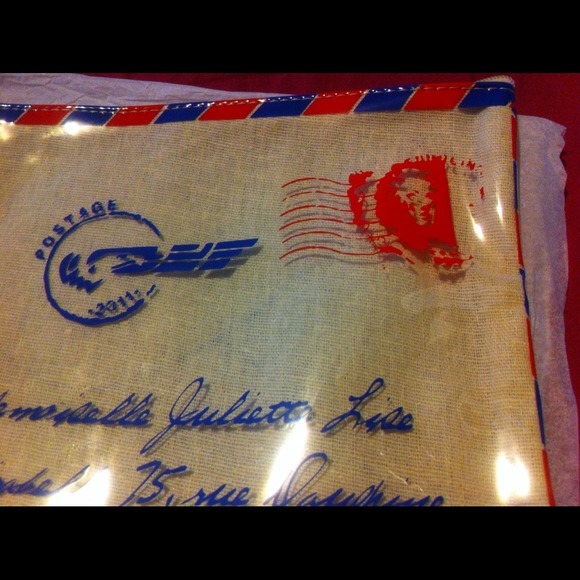 🚫SOLD🚫Envelope Clutch - Picture 4 of 4