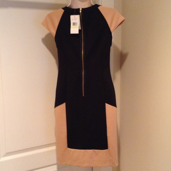 🎉🎉HOST PICK 01/20/14🎉🎉⚡Amazing Eci dress⚡ - Picture 3 of 4