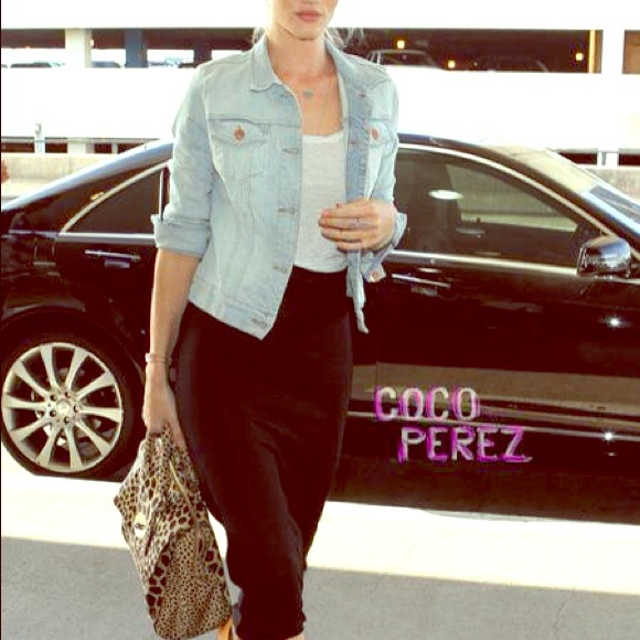 Black midi skirt , nwt