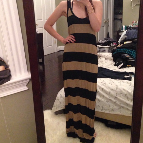 💕💕💕🎉host pick Joie Maxi Dress