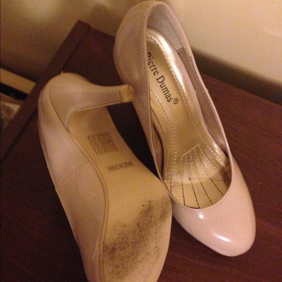 Shoe