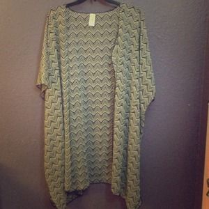 ♦️TRADED♦️Black&White kimono