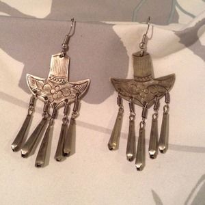 Silver COWBOY HAT Earrings!!