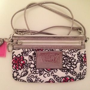 Coach Poppy crossbody purse