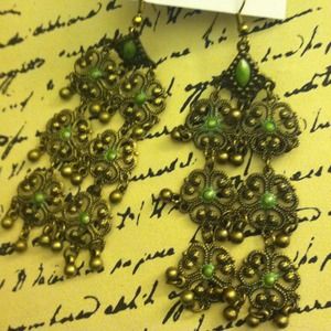 Prayers for India in Verde Dangle Earrings