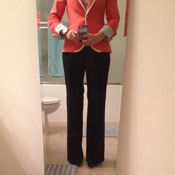 **Sold**Ann Taylor Loft Marisa fit Black Trousers - Picture 2 of 4