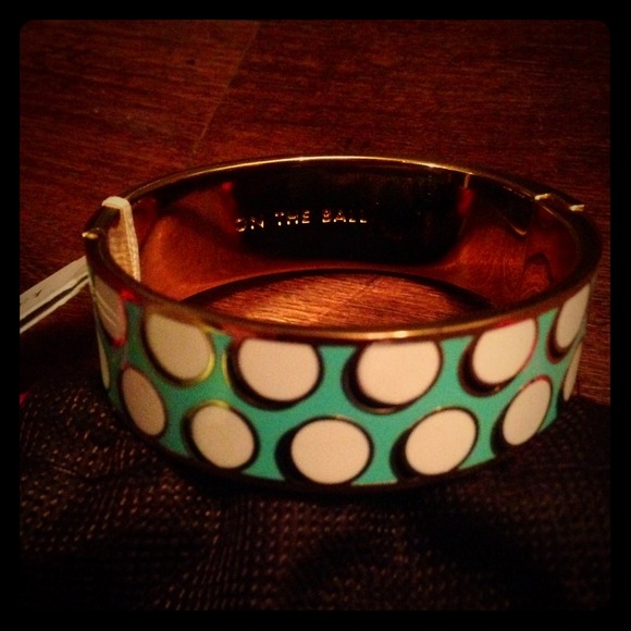 ❗️SOLD in bundle❗️Kate Spade "On The Ball" Idiom