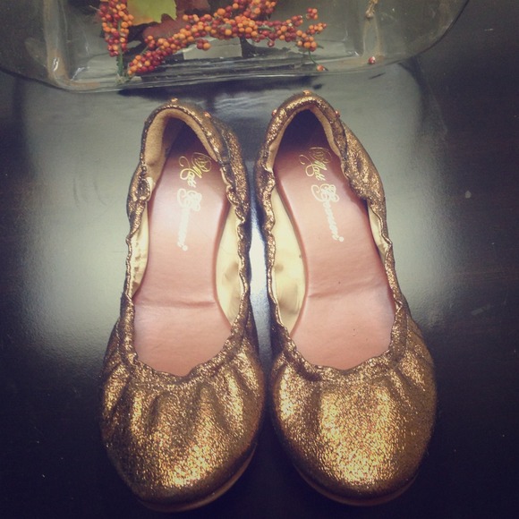 Gold metallic ballet flats