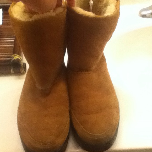 Brown Uggs