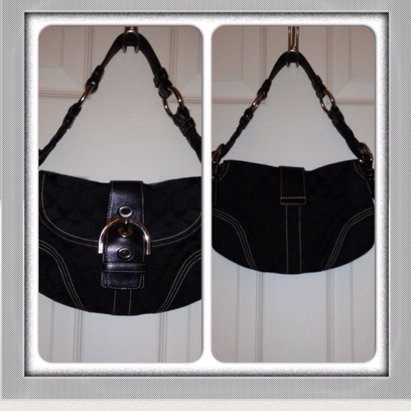 Coach Handbags - 🎉HOST PICK 2/2🎉 Coach w/ Basket Weave Strap