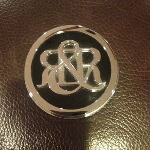 Rock and Republic Exhibition Pressed Powder Case