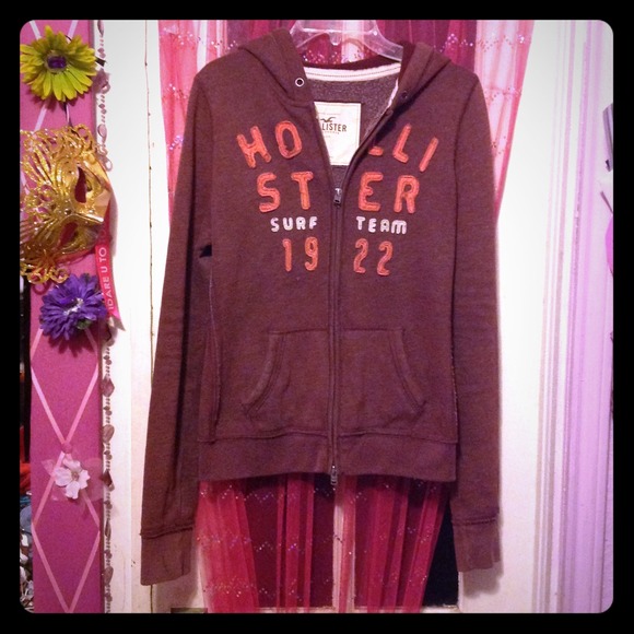 Hollister sweater jacket <3