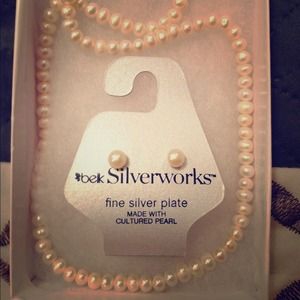 🎉Price Reduced!🎉 Cultured pearl set