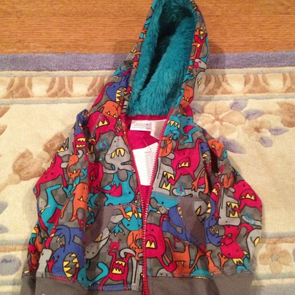 SOLd - Picture 2 of 4