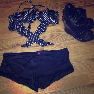 SOLD SOLD SOLD Polka dot swim top