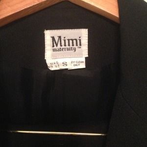 Black maternity jacket and skirt. Size small.