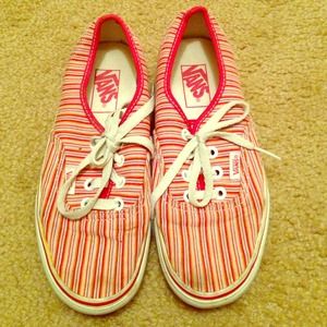⬇️REDUCED⬇️Women's Candy Striped Vans