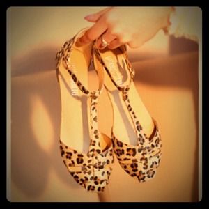 Leopard Flats sandals