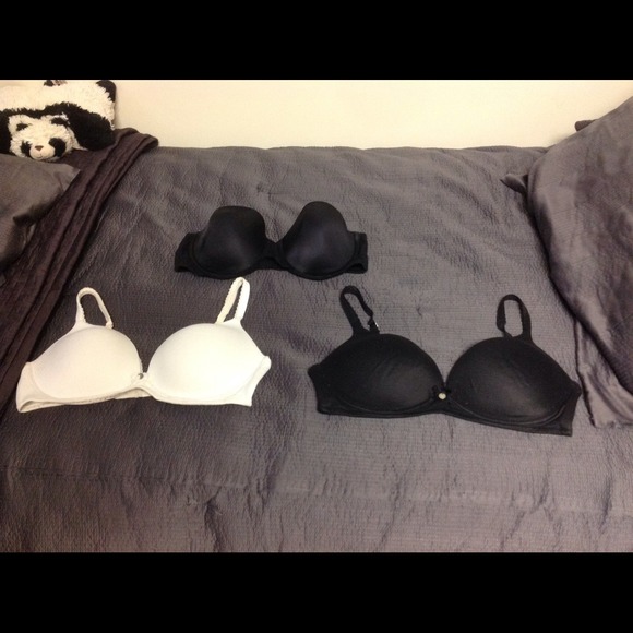 Victoria's Secret/Lilyette 38C Bras