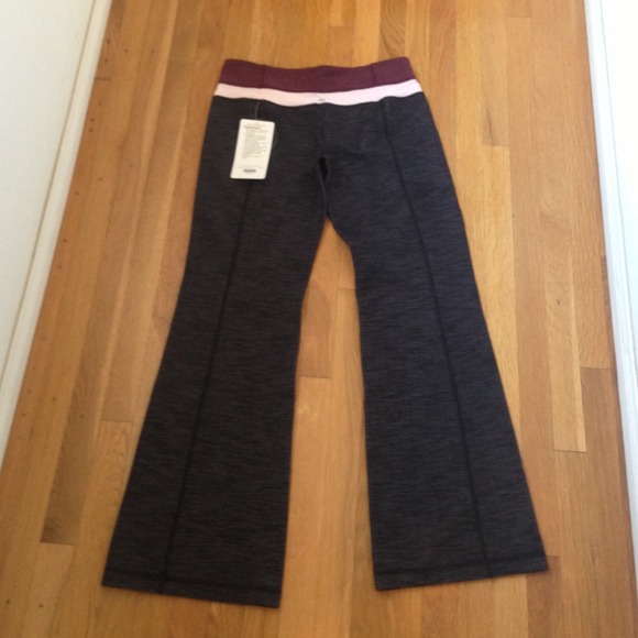 lululemon athletica Pants - NWT Lululemon Groove pants in rare Slub Denim