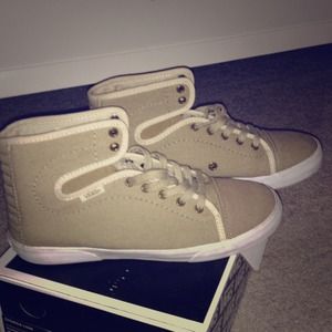 High top Vans!!