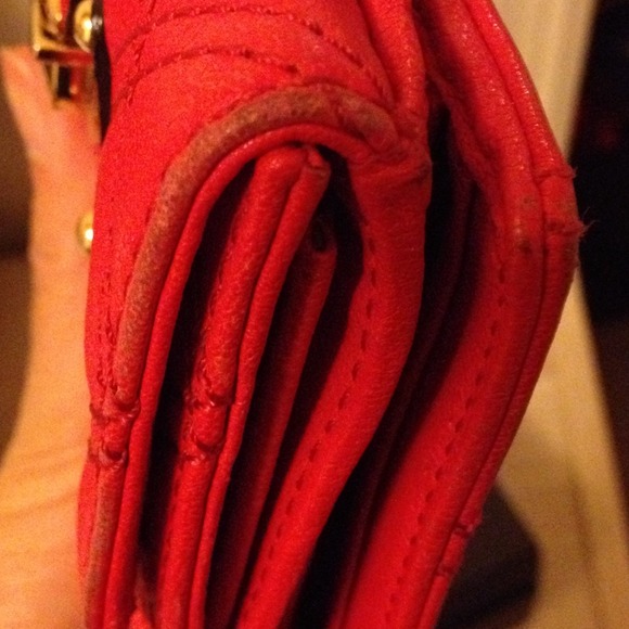 🚫SOLD🚫Authentic Marc Jacobs lambskin wallet - Picture 4 of 4