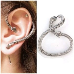 Snake Ear Cuff