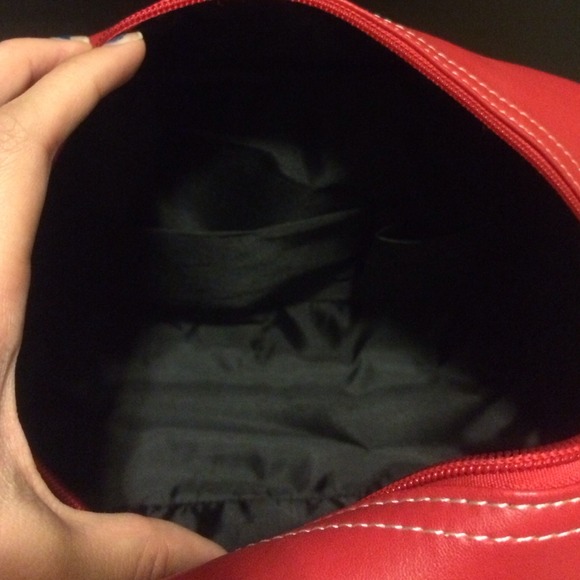 Red Structured Handbag - Picture 3 of 3