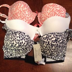 3 American Eagle Push-up bras 34B