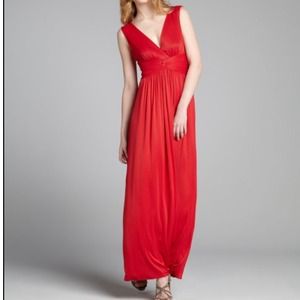 BCBGMAXAZRIA red ruched jersey sleeveless gown
