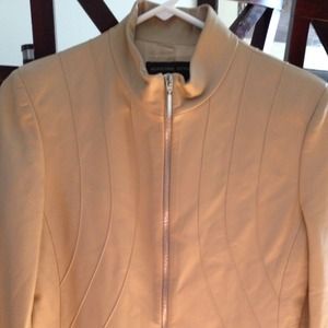 Adrienne Vittadini leather coat size 6