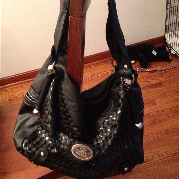 Black Purse
