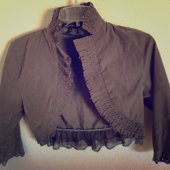 ❗️SOLD❗️Cropped Jacket with lace detailing