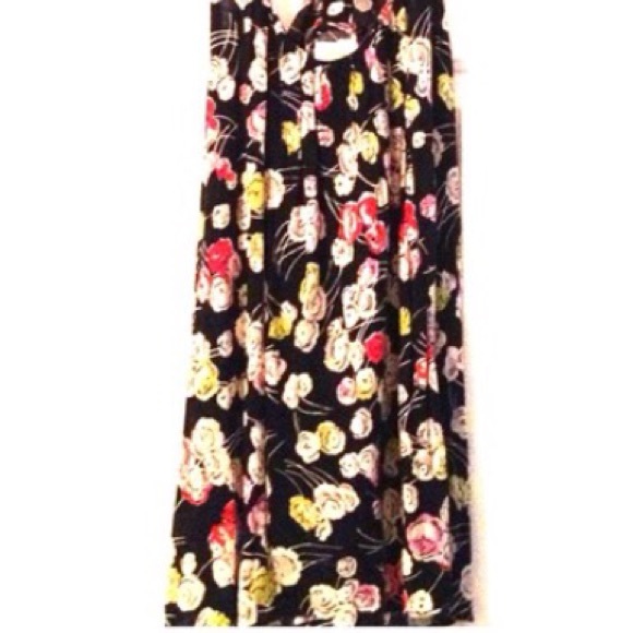 Ric Rac Floral Blouse - Picture 2 of 2