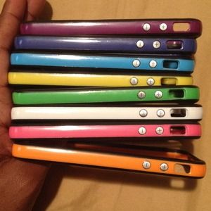 ❌sold IPhoNe 4/4s bumpers and screen protectors