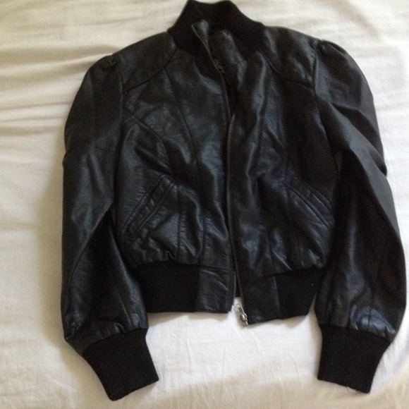 ⭐️SALE: Faux black leather jacket
