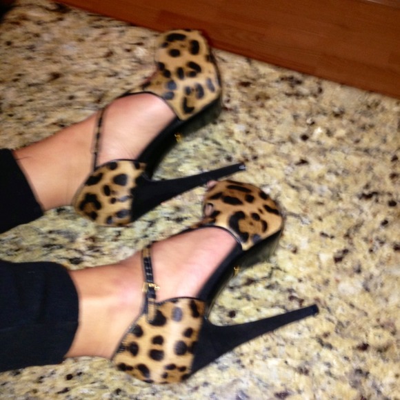 Runway lili jaguar print platform pump - Picture 2 of 4